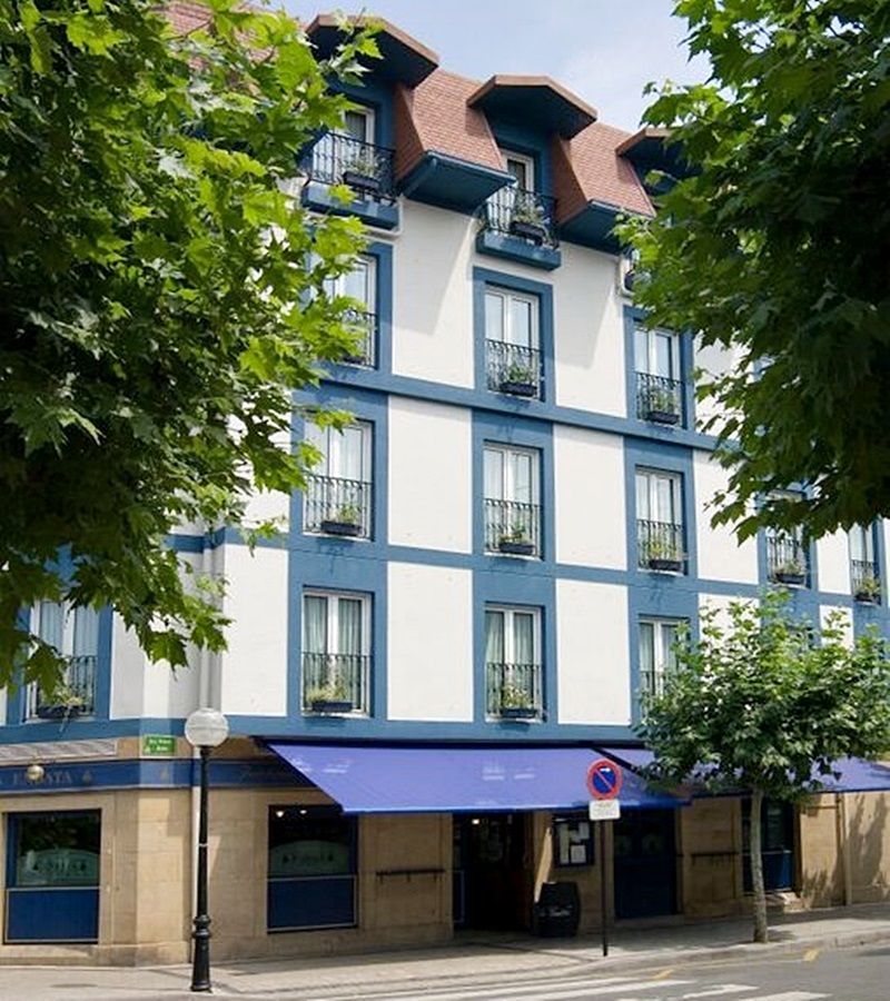 Apartamentos Jauregui Hondarribia Eksteriør billede